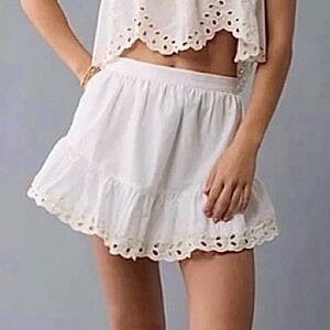 AE - Eyelet Embroidered Mini Skirt